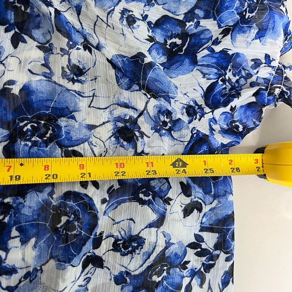 Torrid Bloomcore Floral Sheer Sz 2 Short-Sleeve Chiffon Blouse - Picture 7 of 9